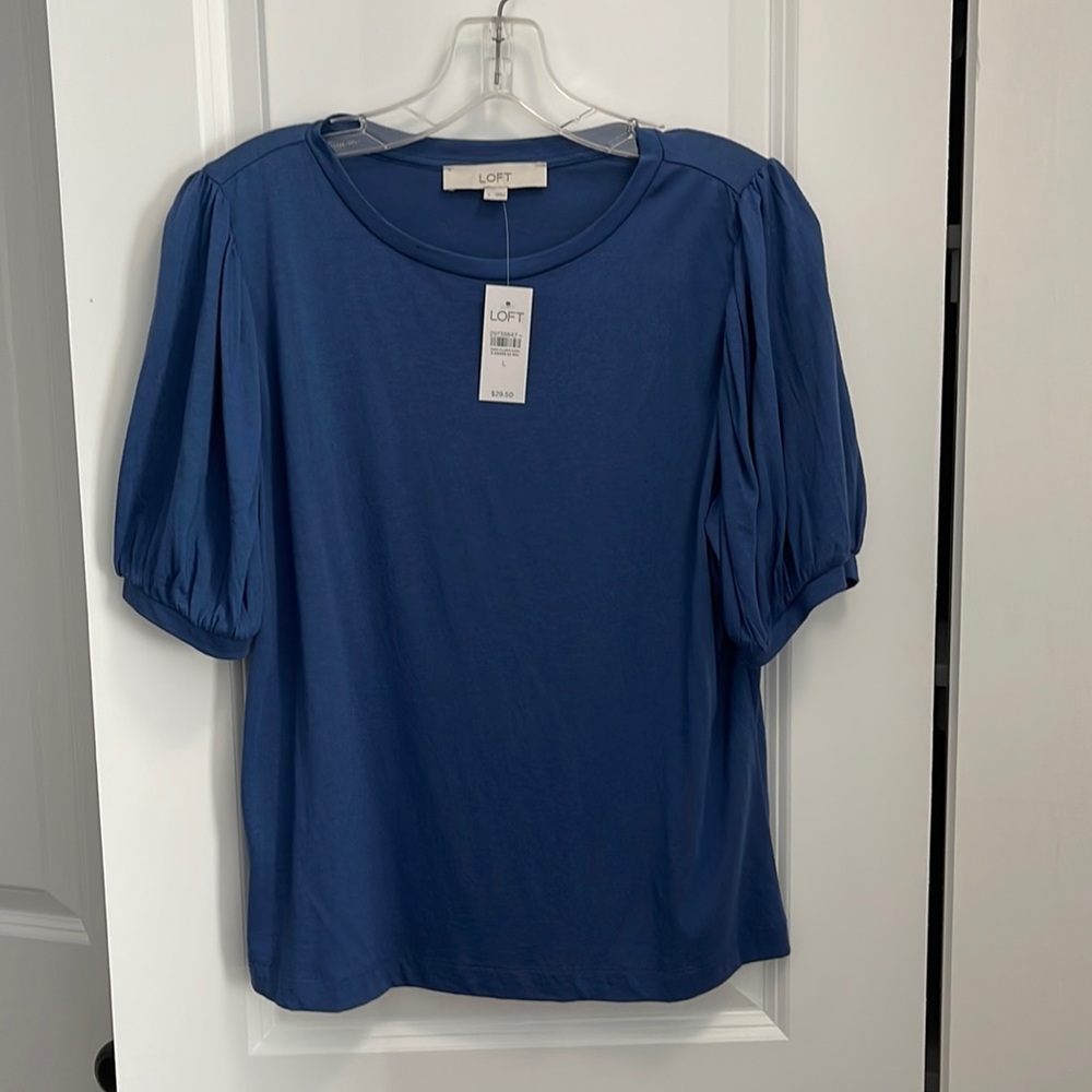 Slate blue tshirt with puff sleeve LOFT NWT